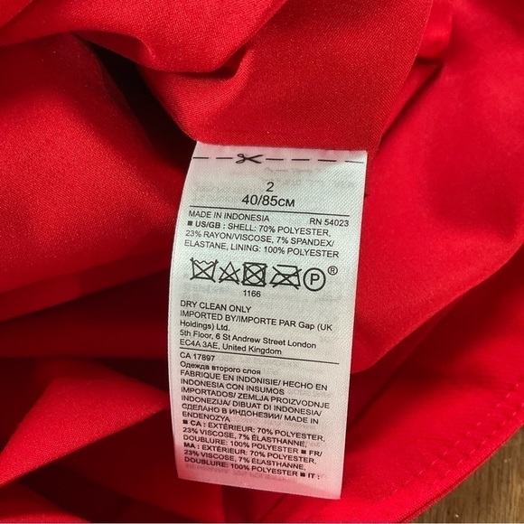 Banana Republic Skirt Red Side Slit Belted Midi Size 2 - Picture 13 of 13